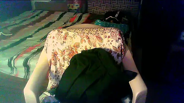 Snapshot of Vbestshow chatting on February 4, 2026, 12:22 pm Vbestshow online show from February 4, 2026, 12:22 pm