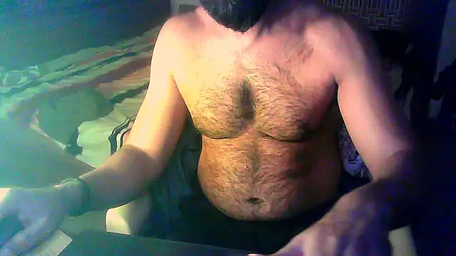 Snapshot of Vbestshow chatting on February 11, 2026, 12:16 pm Vbestshow online show from February 11, 2026, 12:16 pm