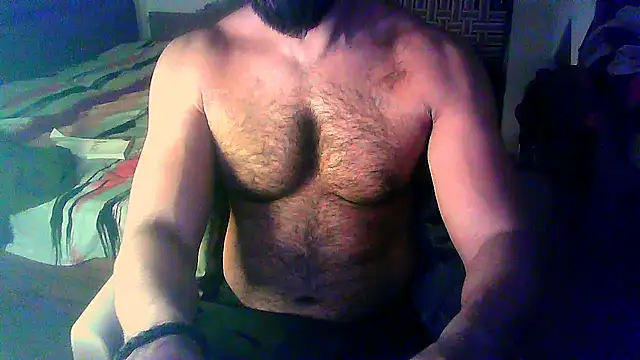 Snapshot of Vbestshow chatting on February 12, 2026, 11:32 am Vbestshow online show from February 12, 2026, 11:32 am