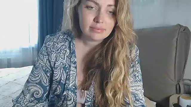 xxkristinaxx online show from May 15, 2026, 8:23 am