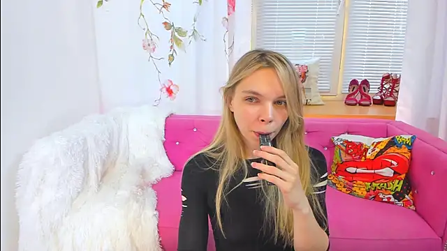 Snapshot of The_Deep_Passion chatting on September 14, 2025, 11:21 am The Deep Passion online show from September 14, 2025, 11:21 am