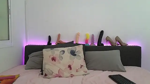 Germangirl1996 online show from March 16, 2025, 5:07 pm