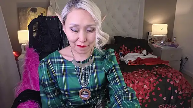 RoxalanaStar online show from March 29, 2026, 11:17 pm