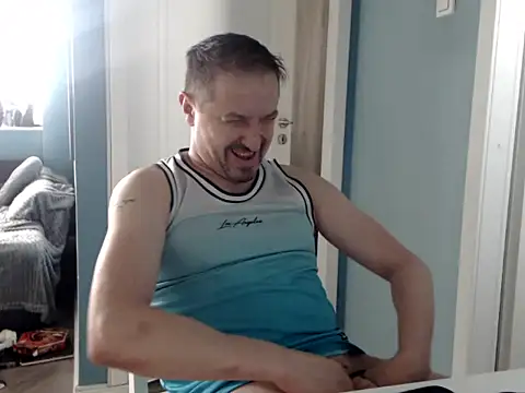 MisterFaithRO online show from May 3, 2026, 10:31 am