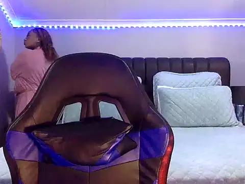 BOOTYBANGER24xx online show from October 25, 2025, 2:44 am