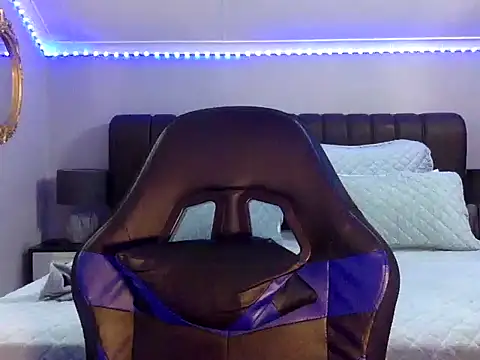 BOOTYBANGER24xx online show from October 24, 2025, 2:43 am