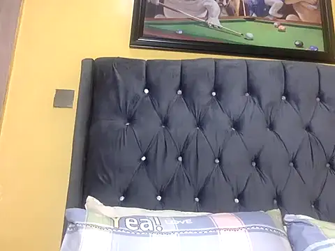 BOOTYBANGER24xx online show from March 4, 2026, 9:06 am