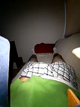 mogli444 online show from December 5, 2025, 3:54 pm