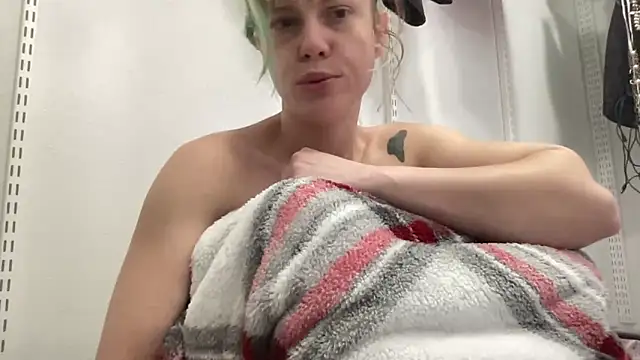 TheDaisyChaos online show from May 27, 2026, 3:19 pm