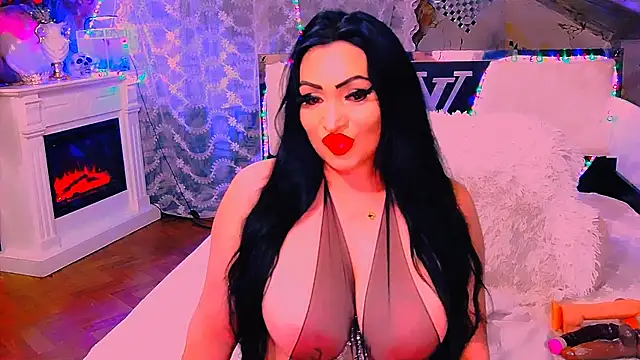 AmyraSunris online show from April 12, 2026, 9:40 pm