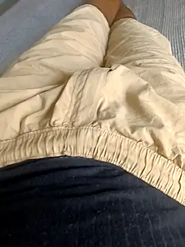 Snapshot of Babyucum4me chatting on December 3, 2025, 6:57 am Babyucum4me online show from December 3, 2025, 6:57 am