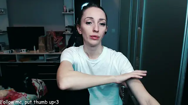 Snapshot of Natalimeowks chatting on December 30, 2024, 5:02 pm Natalimeowks online show from December 30, 2024, 5:02 pm