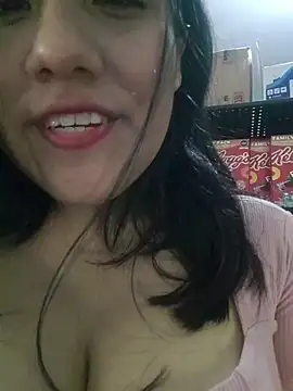 Kalani Engel online show from July 9, 2026, 4:46 am