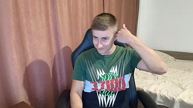 Snapshot of Todhorny9873 chatting on March 5, 2025, 10:00 am Todhorny9873 online show from March 5, 2025, 10:00 am