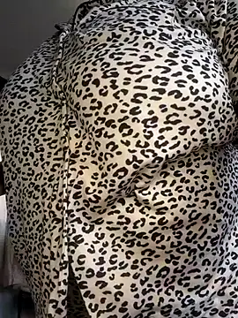 SWEETDOLLY29XX online show from May 25, 2026, 10:14 am