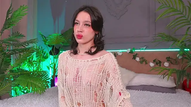 Snapshot of Devilinee chatting on March 12, 2025, 7:02 am Devilinee online show from March 12, 2025, 7:02 am