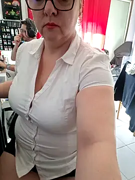 cplcokins34 online show from November 8, 2025, 9:46 am