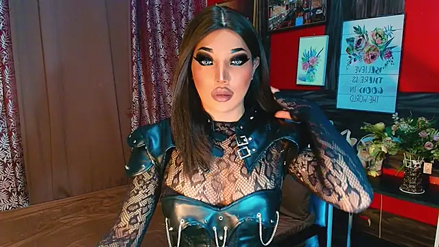 Snapshot of trixxielicious chatting on November 12, 2025, 9:18 pm trixxielicious online show from November 12, 2025, 9:18 pm