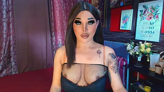 Snapshot of trixxielicious chatting on October 18, 2025, 5:20 am trixxielicious online show from October 18, 2025, 5:20 am