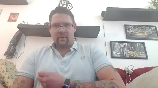 sexykevin17cm online show from February 18, 2026, 2:46 pm