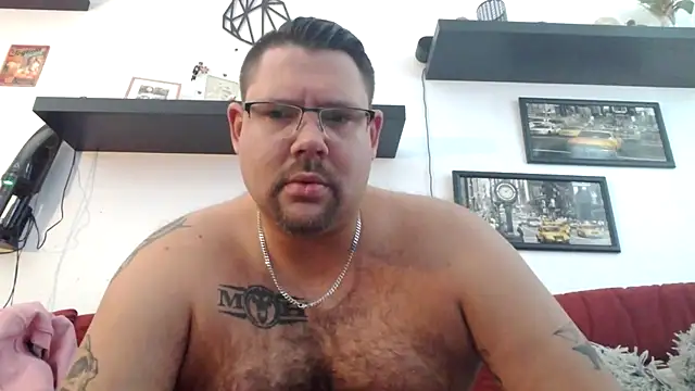 sexykevin17cm online show from April 12, 2026, 3:48 pm