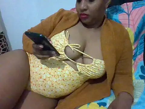 Snapshot of Nathyjess195 chatting on October 12, 2025, 9:10 am Nathyjess195 online show from October 12, 2025, 9:10 am