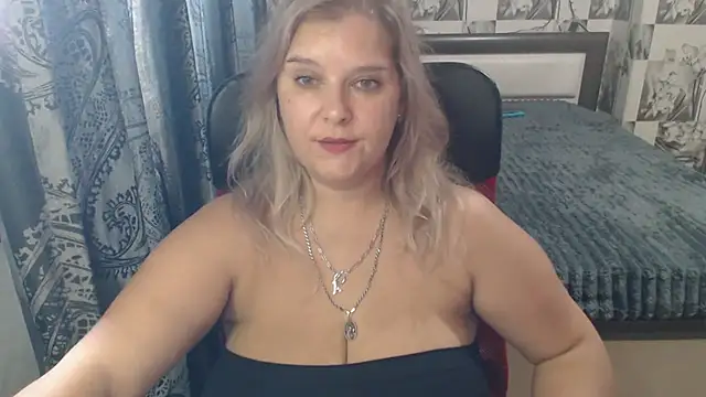 Snapshot of Boolochka chatting on September 19, 2025, 10:41 am Boolochka online show from September 19, 2025, 10:41 am