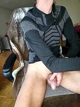 Python43 online show from January 15, 2026, 9:12 am