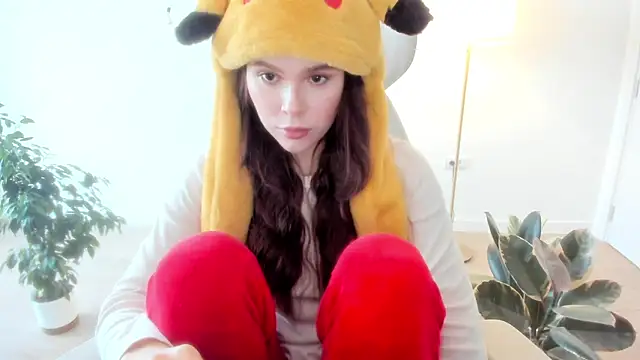 Snapshot of Pokemeboy chatting on November 26, 2025, 1:00 pm Pokemeboy online show from November 26, 2025, 1:00 pm