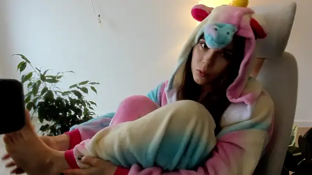 Snapshot of Pokemeboy chatting on November 12, 2025, 1:26 pm Pokemeboy online show from November 12, 2025, 1:26 pm