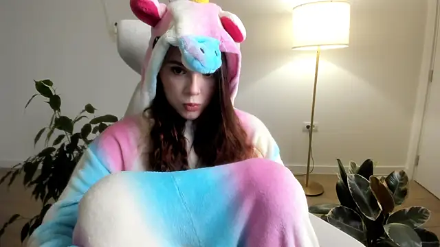 Snapshot of Pokemeboy chatting on December 2, 2025, 3:58 pm Pokemeboy online show from December 2, 2025, 3:58 pm