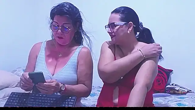 sexycristina 2 online show from September 12, 2025, 1:00 pm