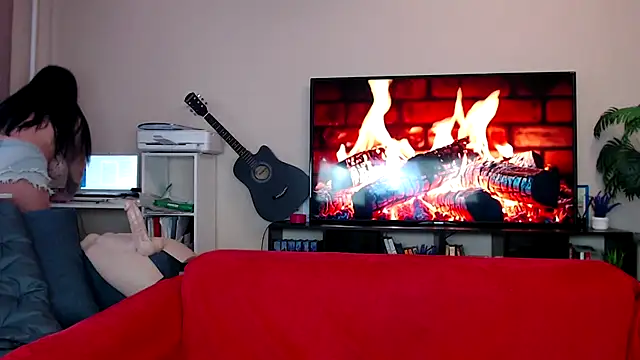 Snapshot of MommyMila84 chatting on October 23, 2025, 2:32 am MommyMila84 online show from October 23, 2025, 2:32 am