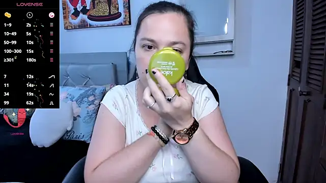 angelaagomez online show from June 21, 2026, 10:15 pm