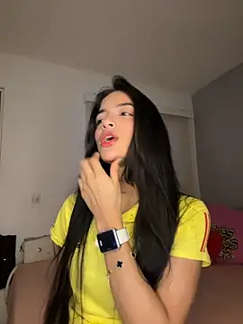 Sammy pink online show from November 18, 2025, 10:34 pm