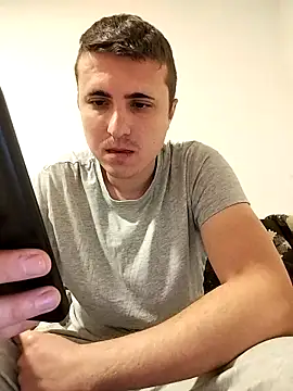 MrNoBoDy000 online show from December 23, 2025, 7:29 am