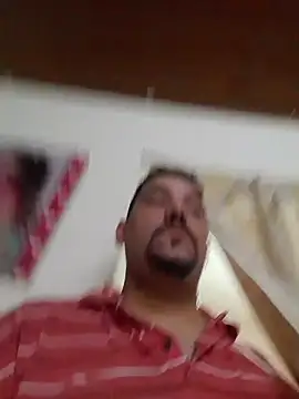 Eze mole online show from October 28, 2025, 3:22 pm