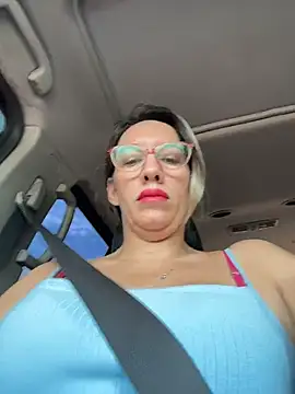 Gatitacarlita online show from February 18, 2026, 1:40 pm