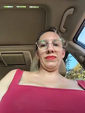 Gatitacarlita online show from April 2, 2026, 5:52 pm