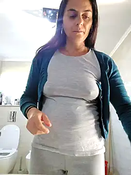 IsabelleCraft online show from October 17, 2025, 10:07 am