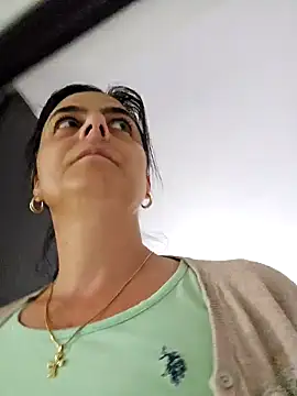 IsabelleCraft online show from September 12, 2025, 8:36 am