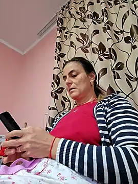 IsabelleCraft online show from March 8, 2025, 7:05 am