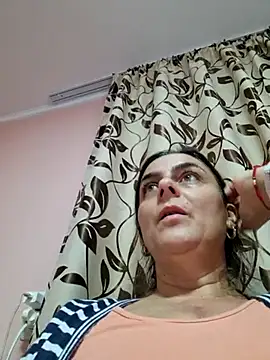 IsabelleCraft online show from March 6, 2025, 7:03 am