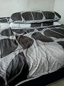 Snapshot of Rural3 chatting on October 13, 2025, 10:06 am Rural3 online show from October 13, 2025, 10:06 am