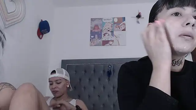 dulce maria x online show from March 16, 2025, 6:23 pm