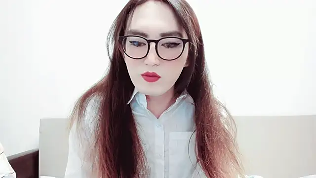 Snapshot of MinniMaksy chatting on December 7, 2024, 3:14 pm MinniMaksy online show from December 7, 2024, 3:14 pm