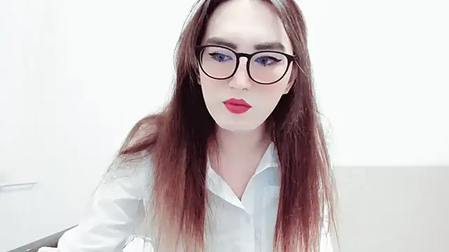 Snapshot of MinniMaksy chatting on December 7, 2024, 9:00 am MinniMaksy online show from December 7, 2024, 9:00 am