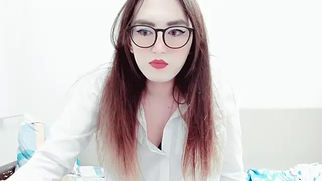 Snapshot of MinniMaksy chatting on December 7, 2024, 12:07 pm MinniMaksy online show from December 7, 2024, 12:07 pm