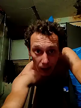 Snapshot of Mistrzmin chatting on May 8, 2026, 8:01 pm Mistrzmin online show from May 8, 2026, 8:01 pm