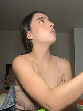 Snapshot of swrennn19 chatting on January 23, 2025, 7:40 pm swrennn19 online show from January 23, 2025, 7:40 pm